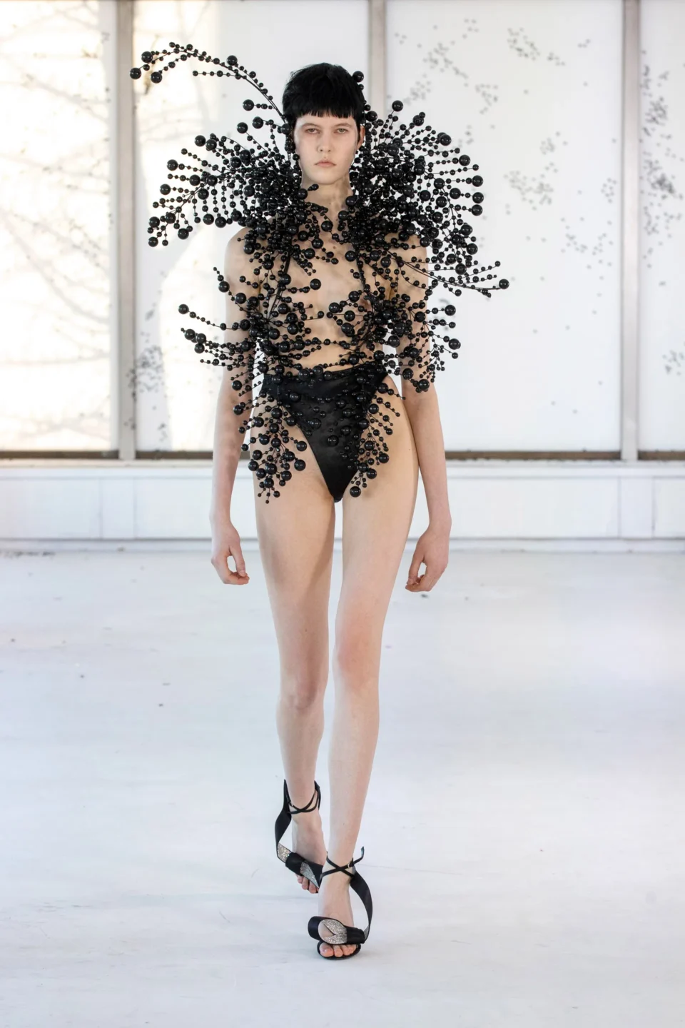 00025-area-spring-2023-ready-to-wear-credit-brand
