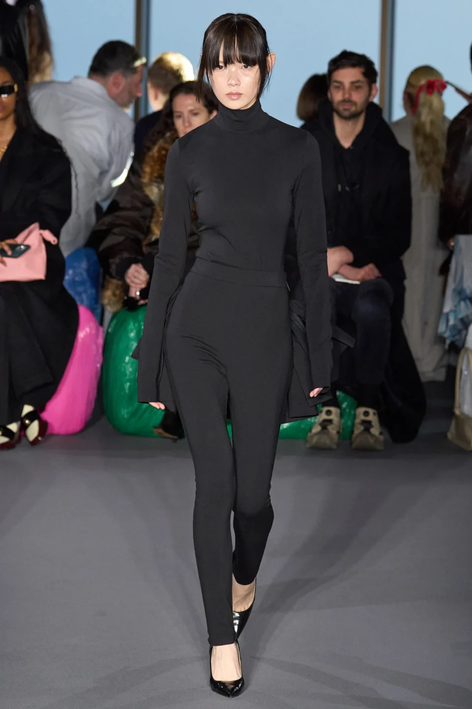 00025-christopher-kane-fall-2023-ready-to-wear-credit-gorunway