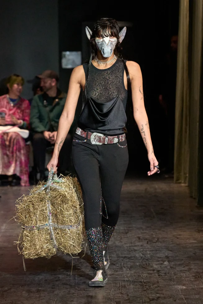 00025-collina-stada-fall-2023-ready-to-wear-credit-gorunway