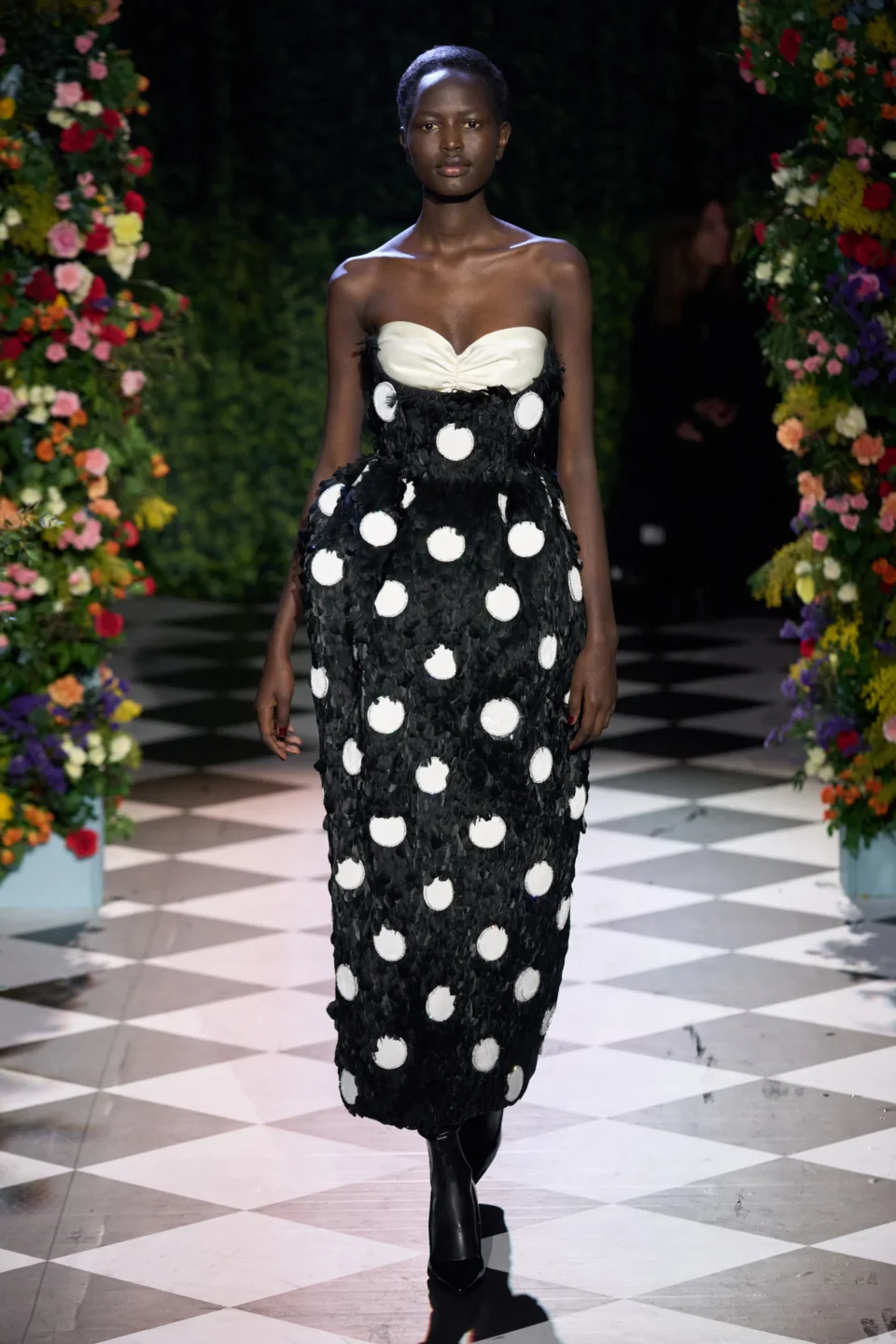 00025-richard-quinn-fall-2023-ready-to-wear-credit-gorunway