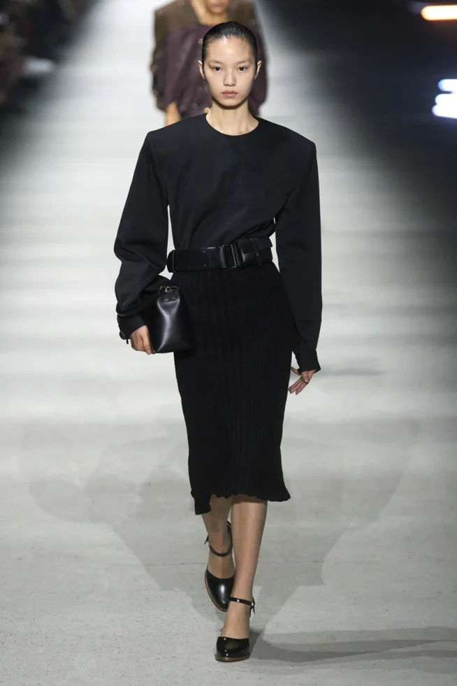 00025-tods-fall-2023-ready-to-wear-credit-gorunway