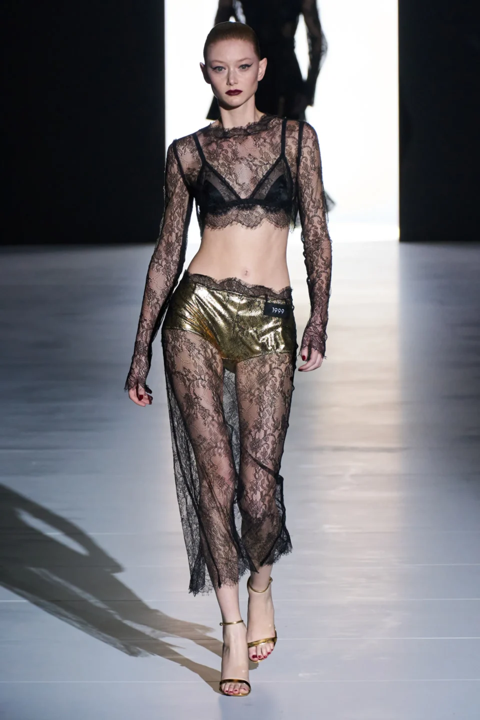 00026-dolce-e-gabbana-fall-2023-ready-to-wear-credit-gorunway