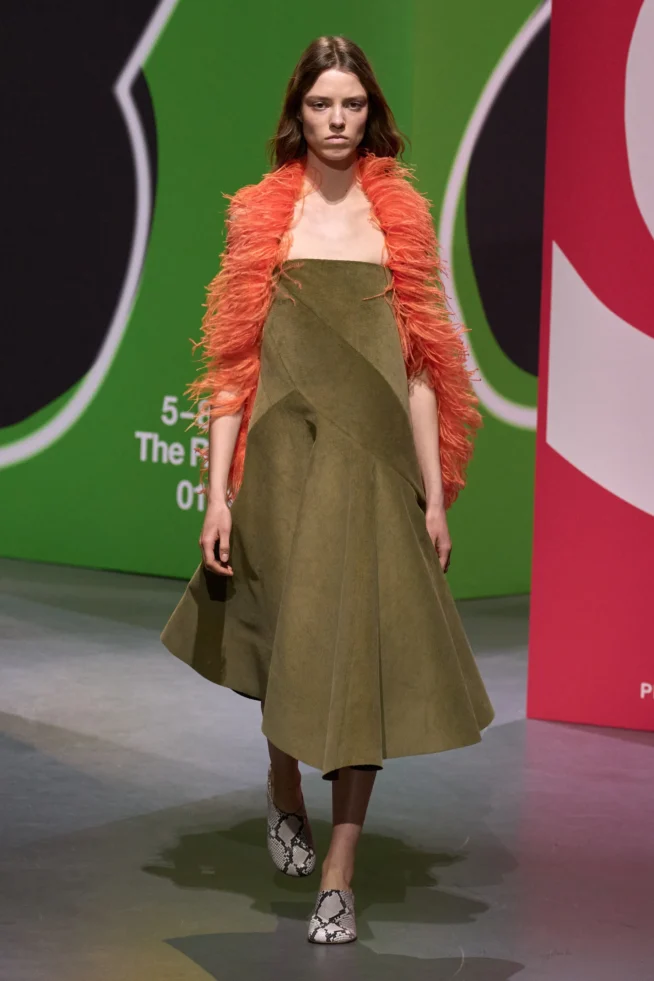 00026-jw-anderson-fall-2023-ready-to-wear-credit-gorunway