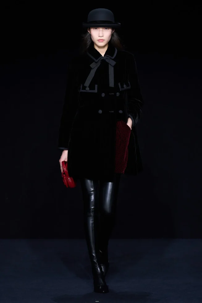 00027-emporio-armani-fall-2023-ready-to-wear-credit-gorunway
