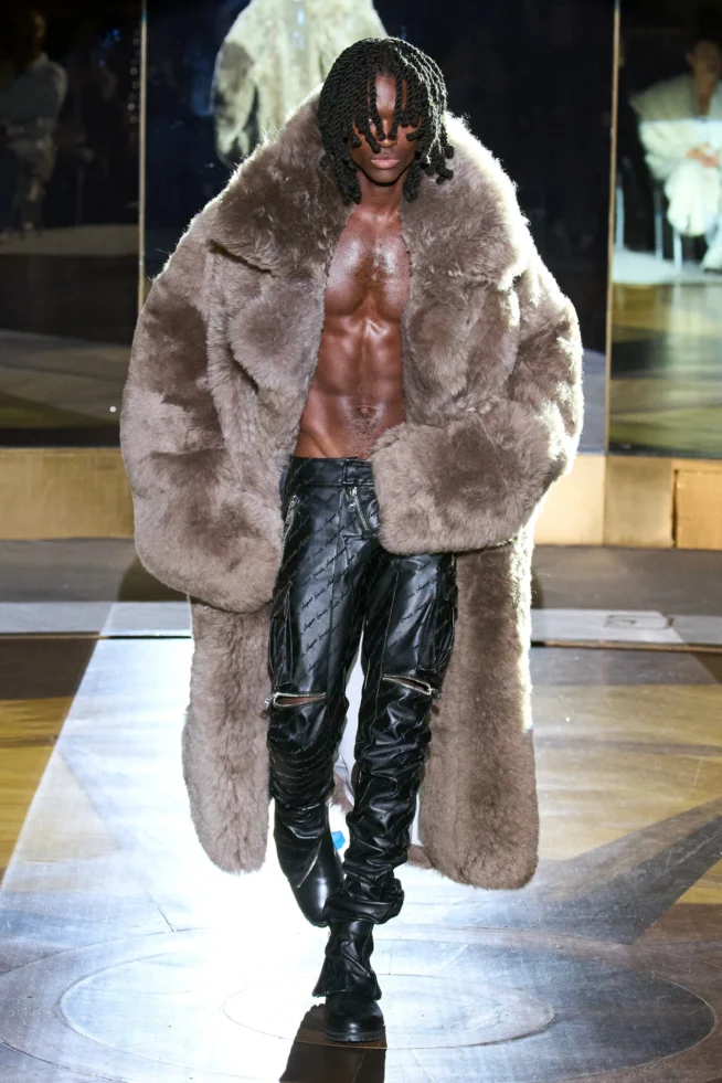 00027-laquan-smith-fall-2023-ready-to-wear-credit-gorunway