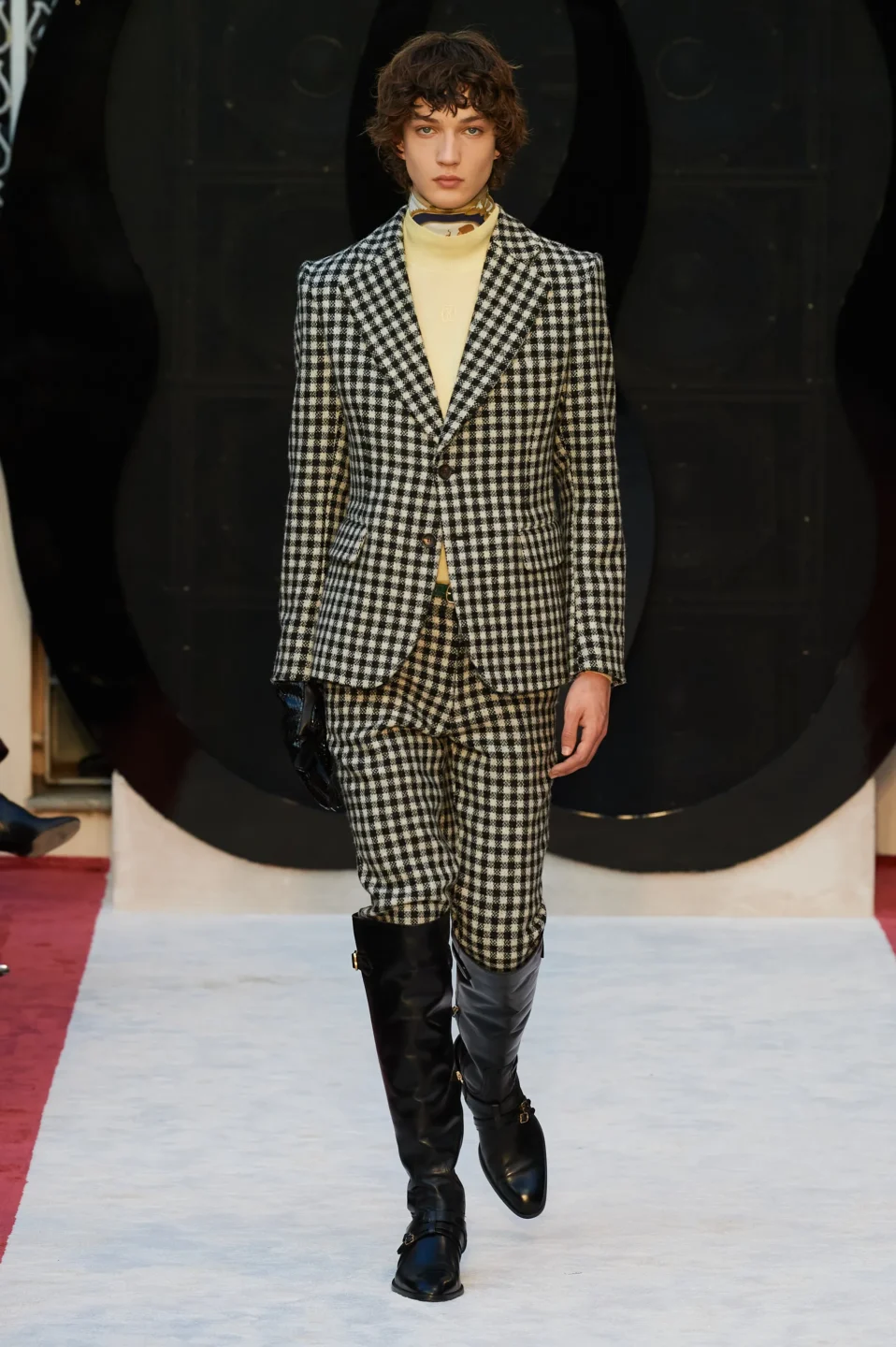 00029-bally-fall-2023-ready-to-wear-credit-gorunway