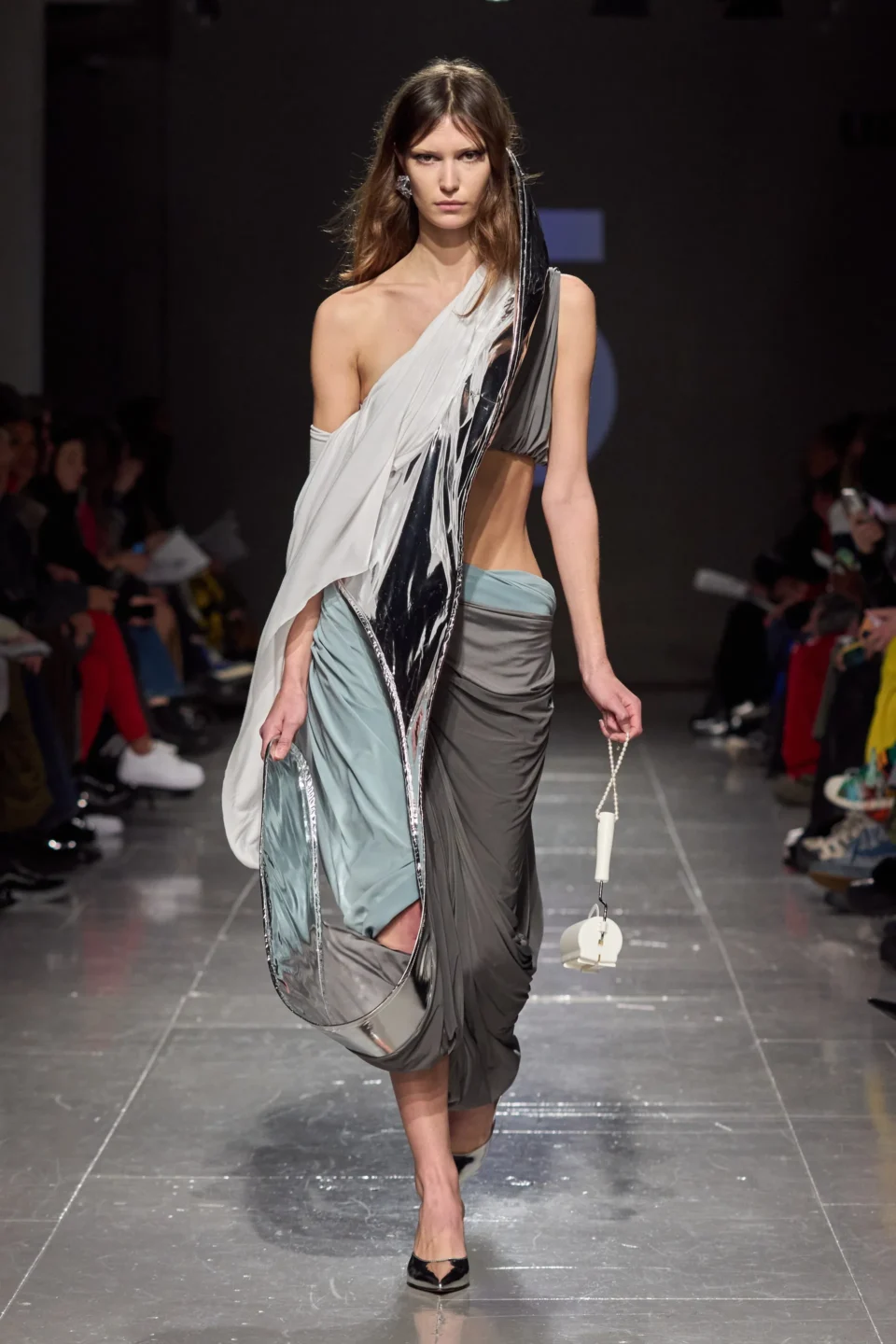 00029-central-saint-martins-fall-2023-ready-to-wear-credit-gorunway