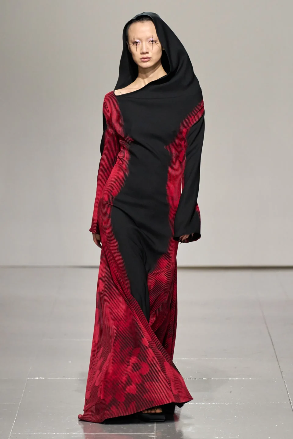 00030-chet-lo-fall-2023-ready-to-wear-credit-gorunway