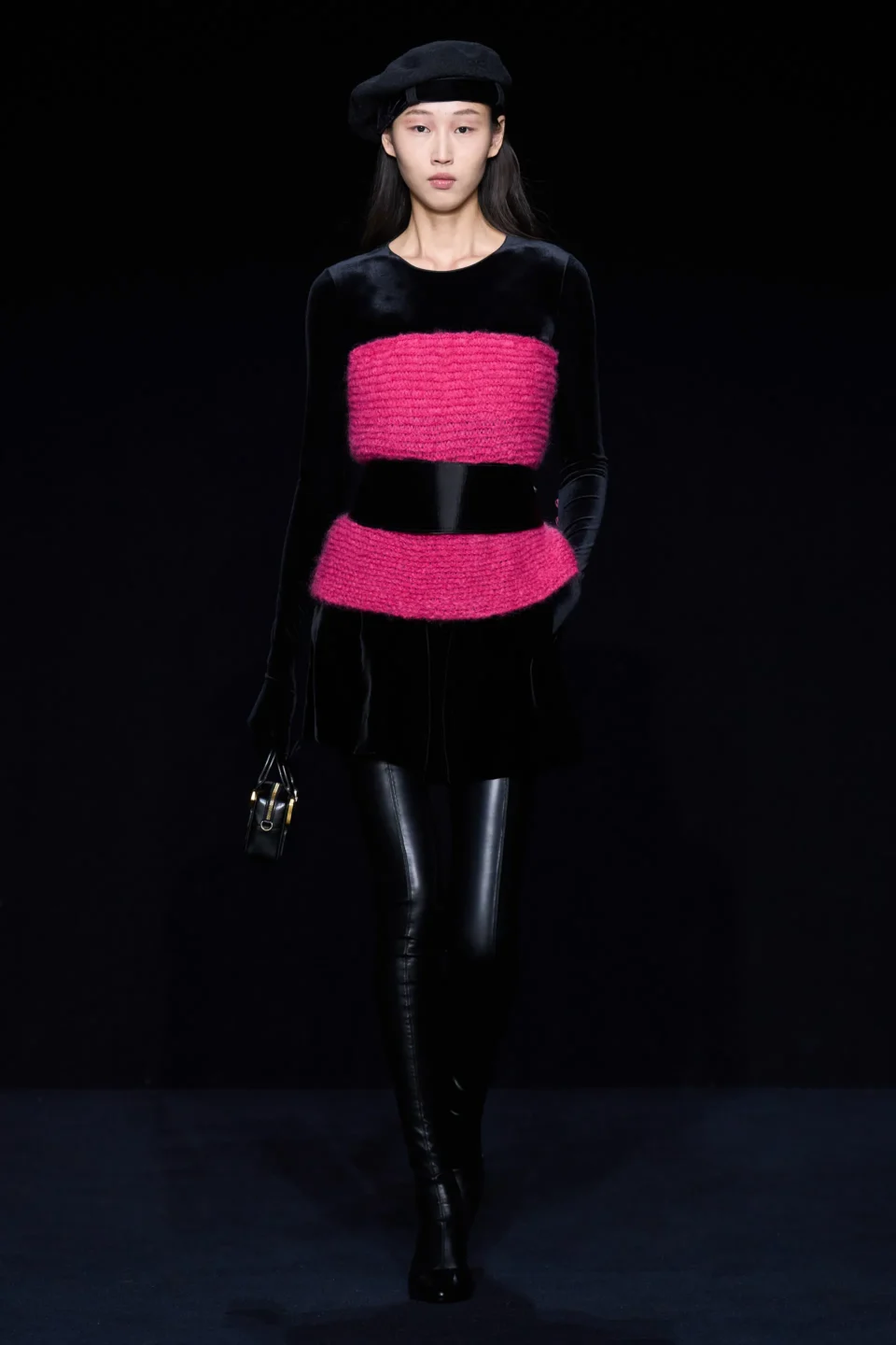 00030-emporio-armani-fall-2023-ready-to-wear-credit-gorunway