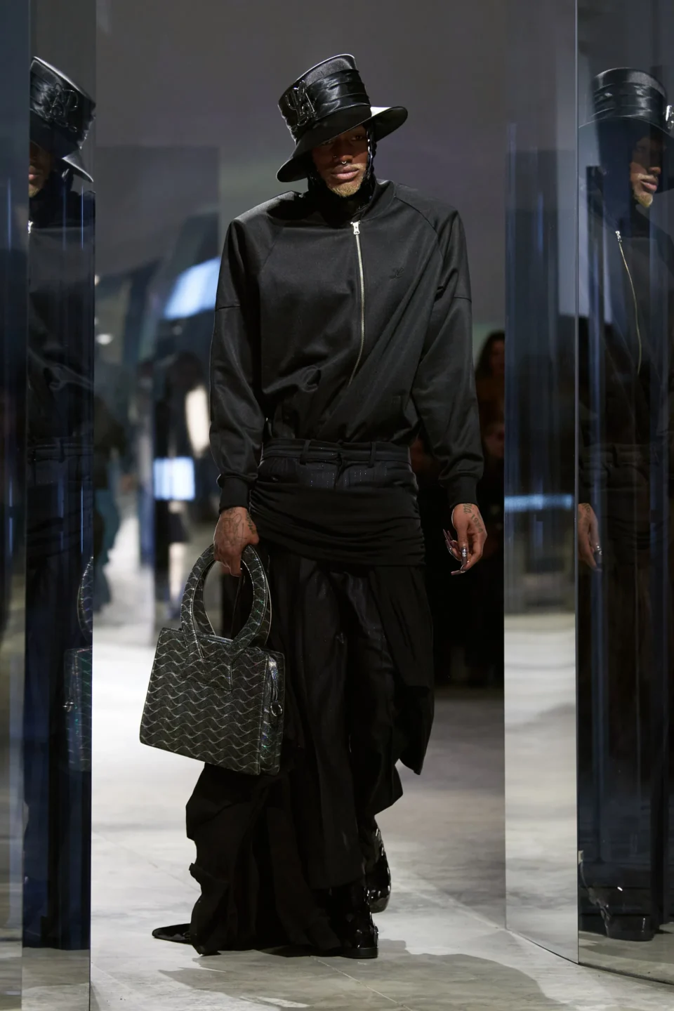 00031-luar-fall-2023-ready-to-wear-credit-gorunway