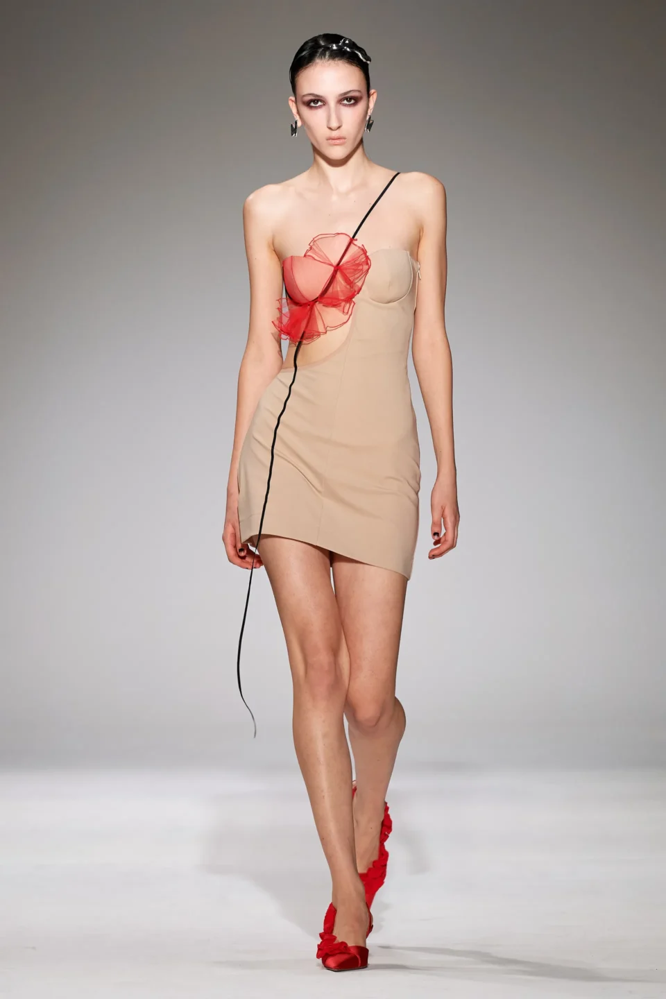00031-nensi-dojaka-fall-2023-ready-to-wear-credit-gorunway