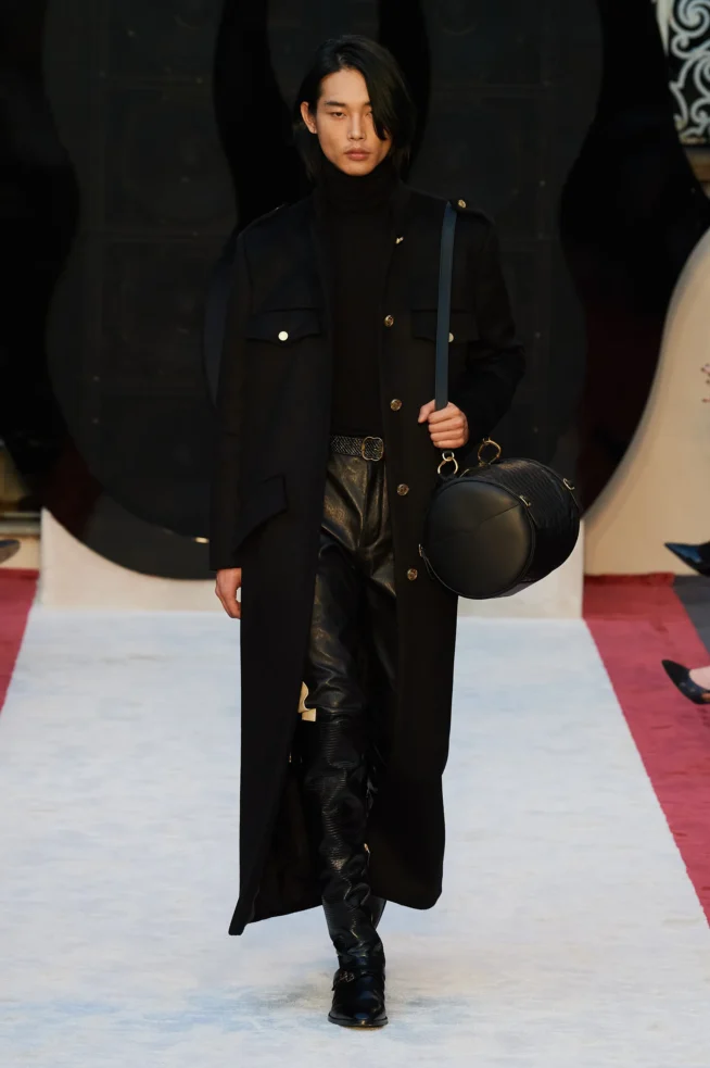 00032-bally-fall-2023-ready-to-wear-credit-gorunway