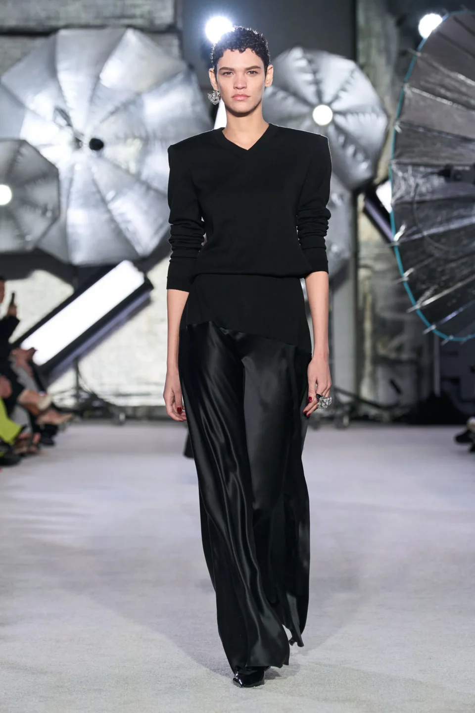 00032-brandon-maxwell-fall-2023-ready-to-wear-credit-brand
