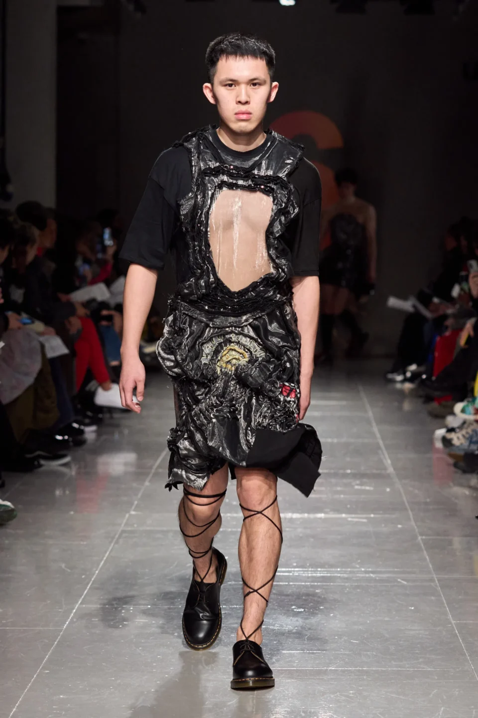 00032-central-saint-martins-fall-2023-ready-to-wear-credit-gorunway