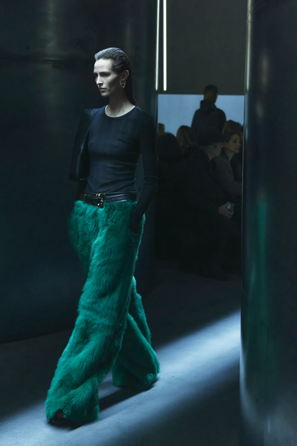 00032-khaite-fall-2023-ready-to-wear-details-credit-hanna-tveite