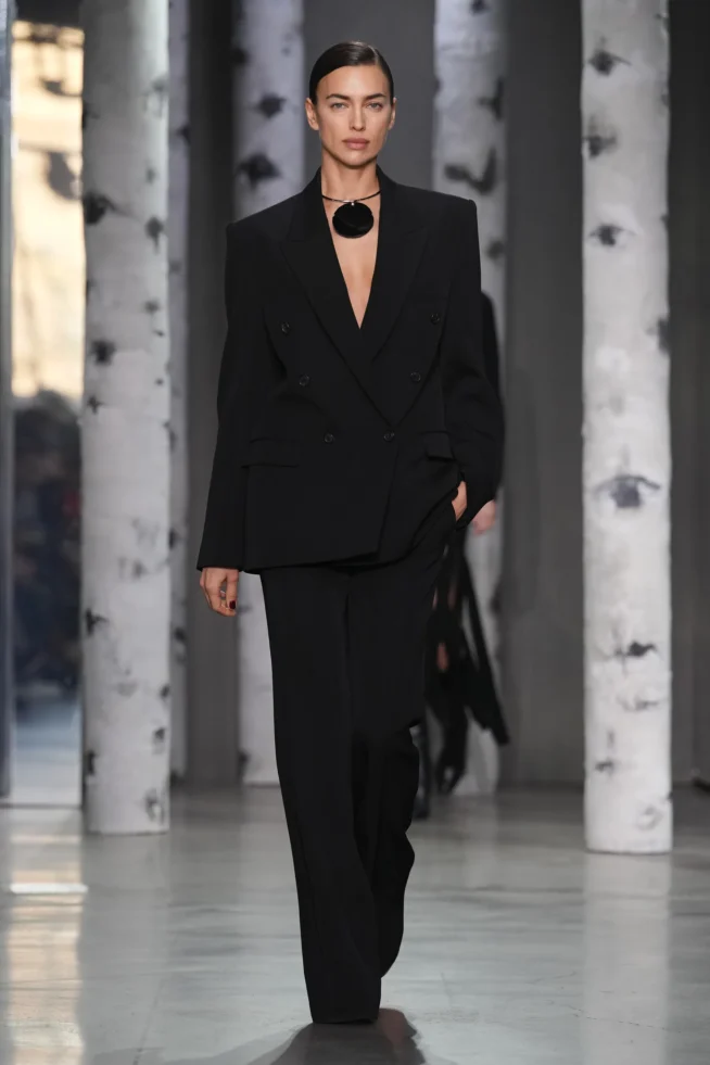 00032-michael-kors-fall-2023-ready-to-wear-credit-gorunway