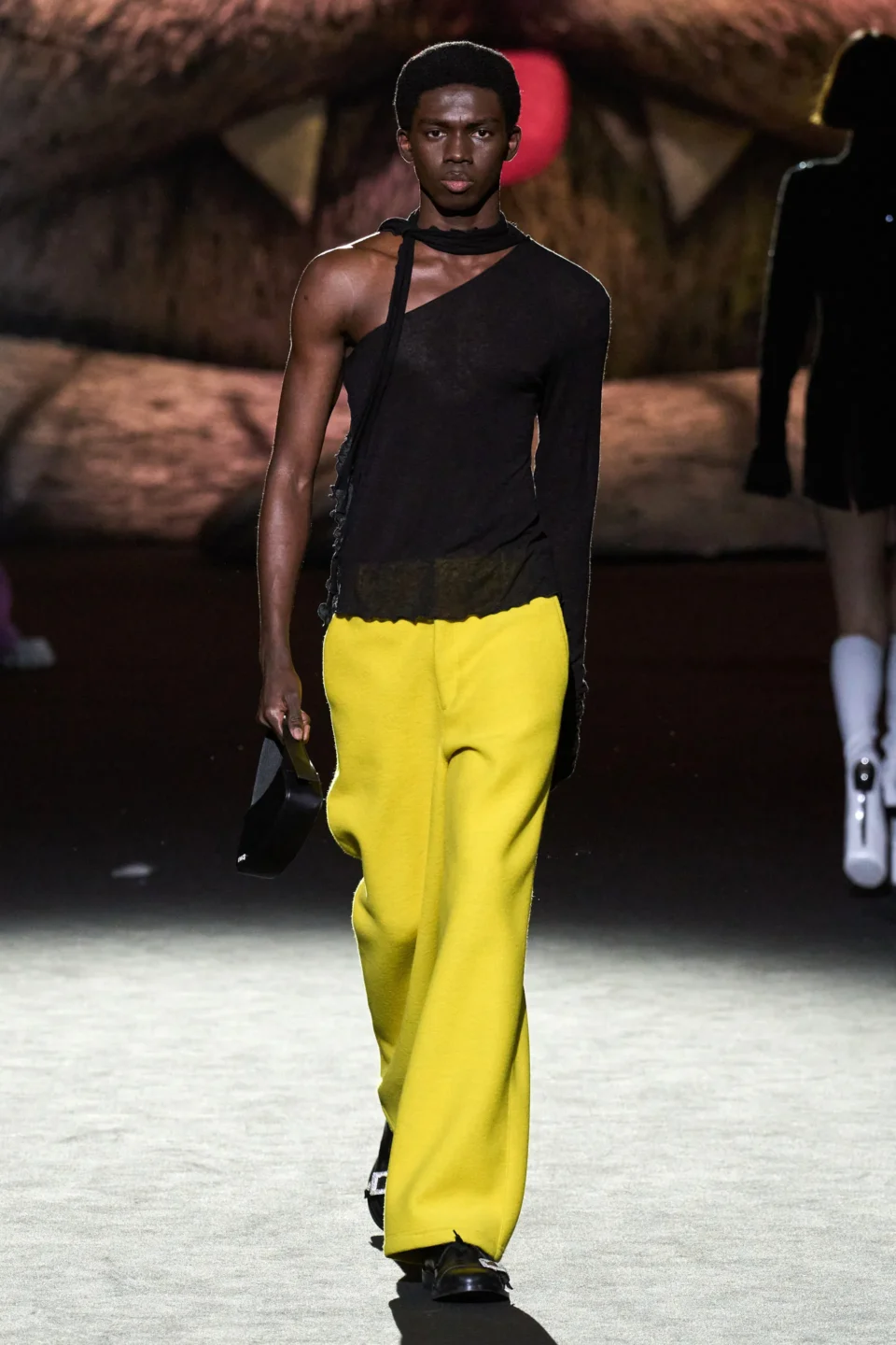 00033-gcds-fall-2023-ready-to-wear-credit-gorunway