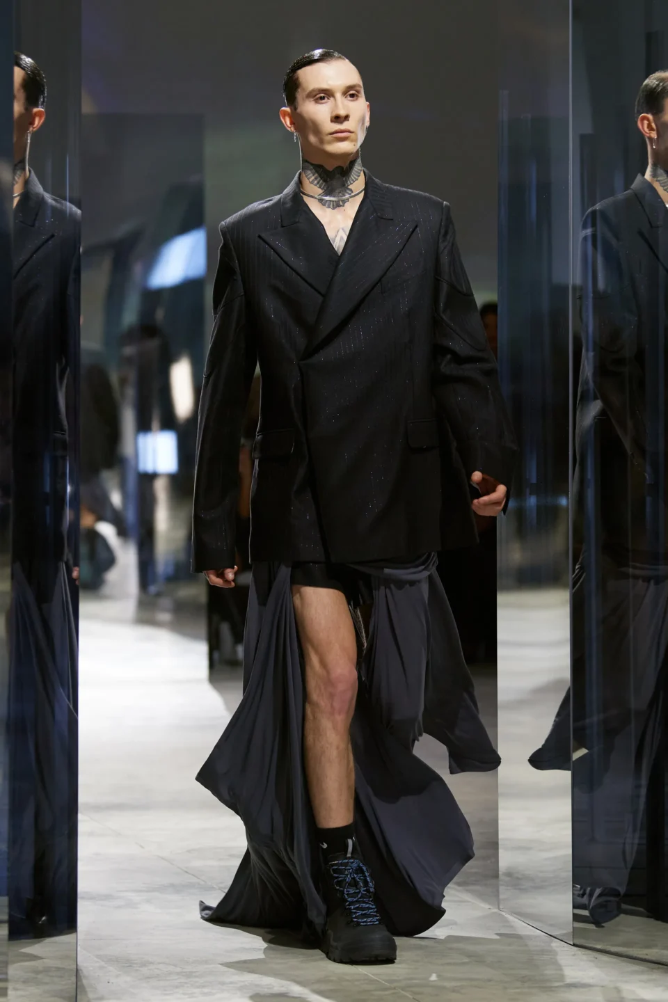 00033-luar-fall-2023-ready-to-wear-credit-gorunway