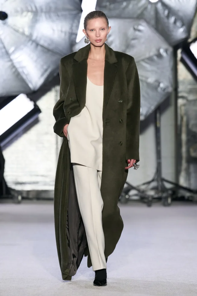 00034-brandon-maxwell-fall-2023-ready-to-wear-credit-brand