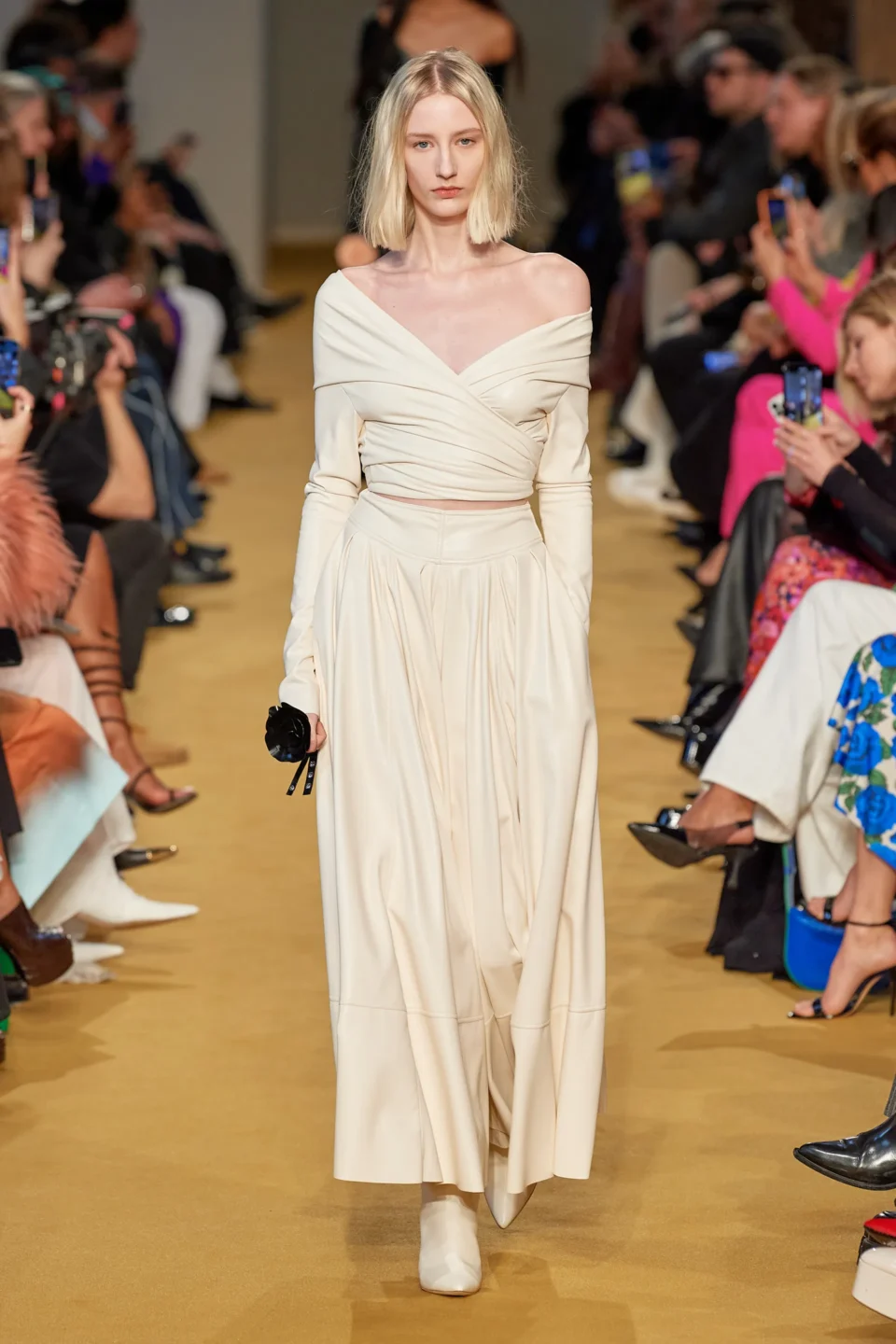 00034-philosophy-di-lorenzo-fall-2023-ready-to-wear-credit-gorunway