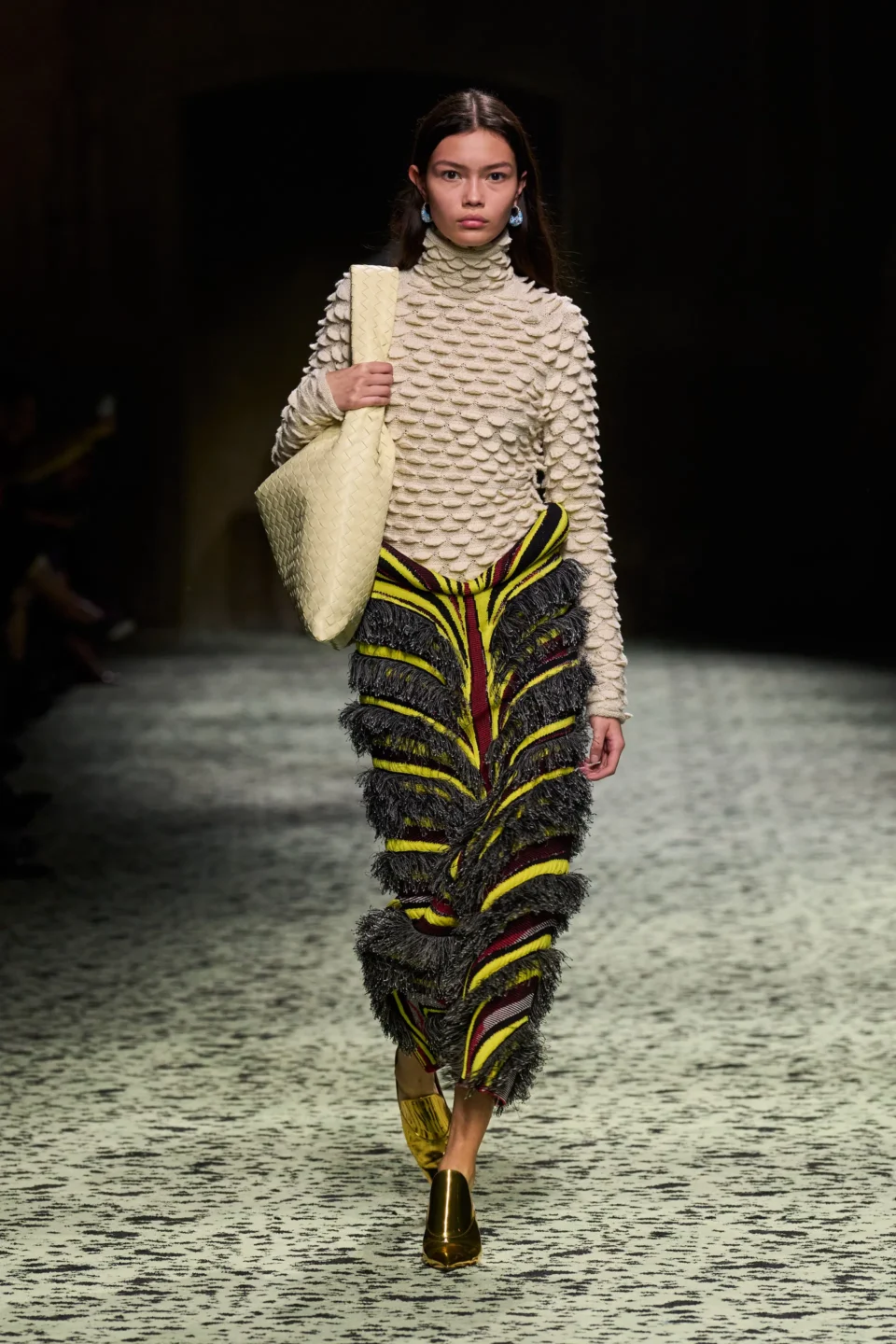 00035-bottega-veneta-fall-2023-ready-to-wear-credit-gorunway