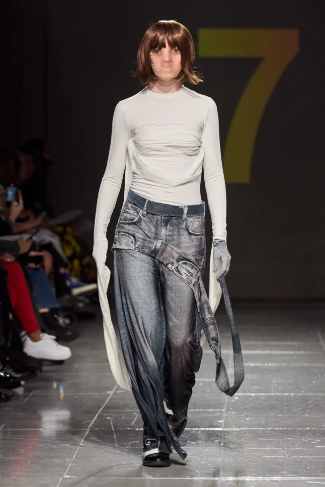 00037-central-saint-martins-fall-2023-ready-to-wear-credit-gorunway