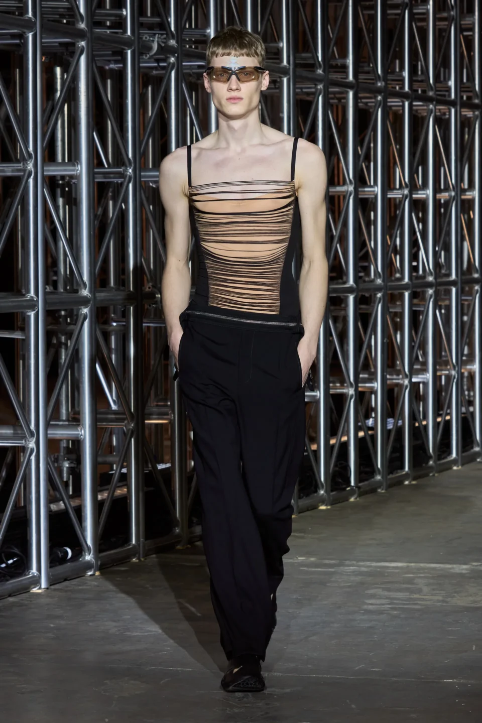00037-dion-lee-fall-2023-ready-to-wear-credit-gorunway