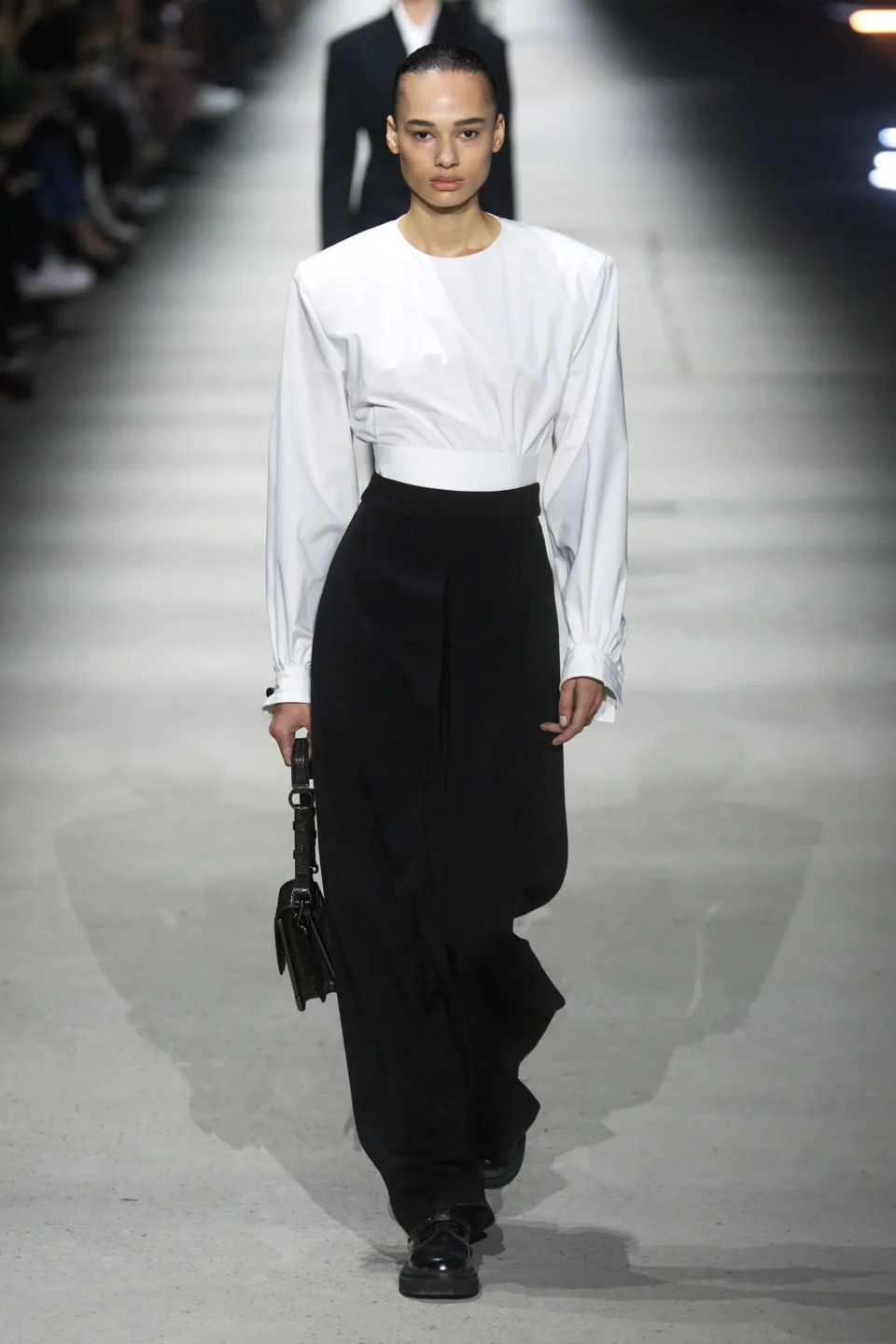 00037-tods-fall-2023-ready-to-wear-credit-gorunway