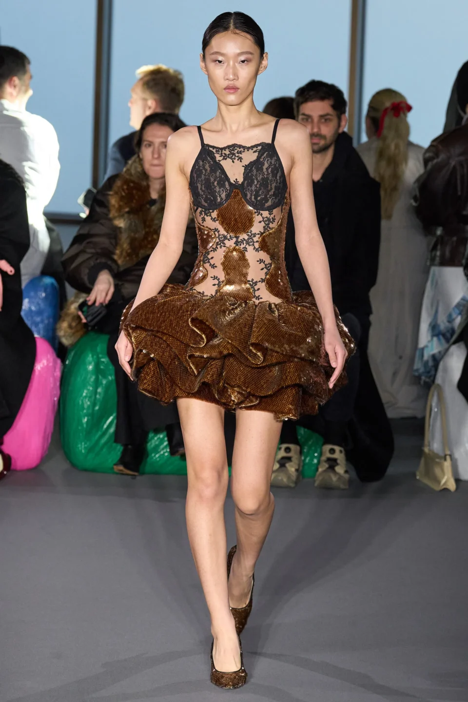 00038-christopher-kane-fall-2023-ready-to-wear-credit-gorunway
