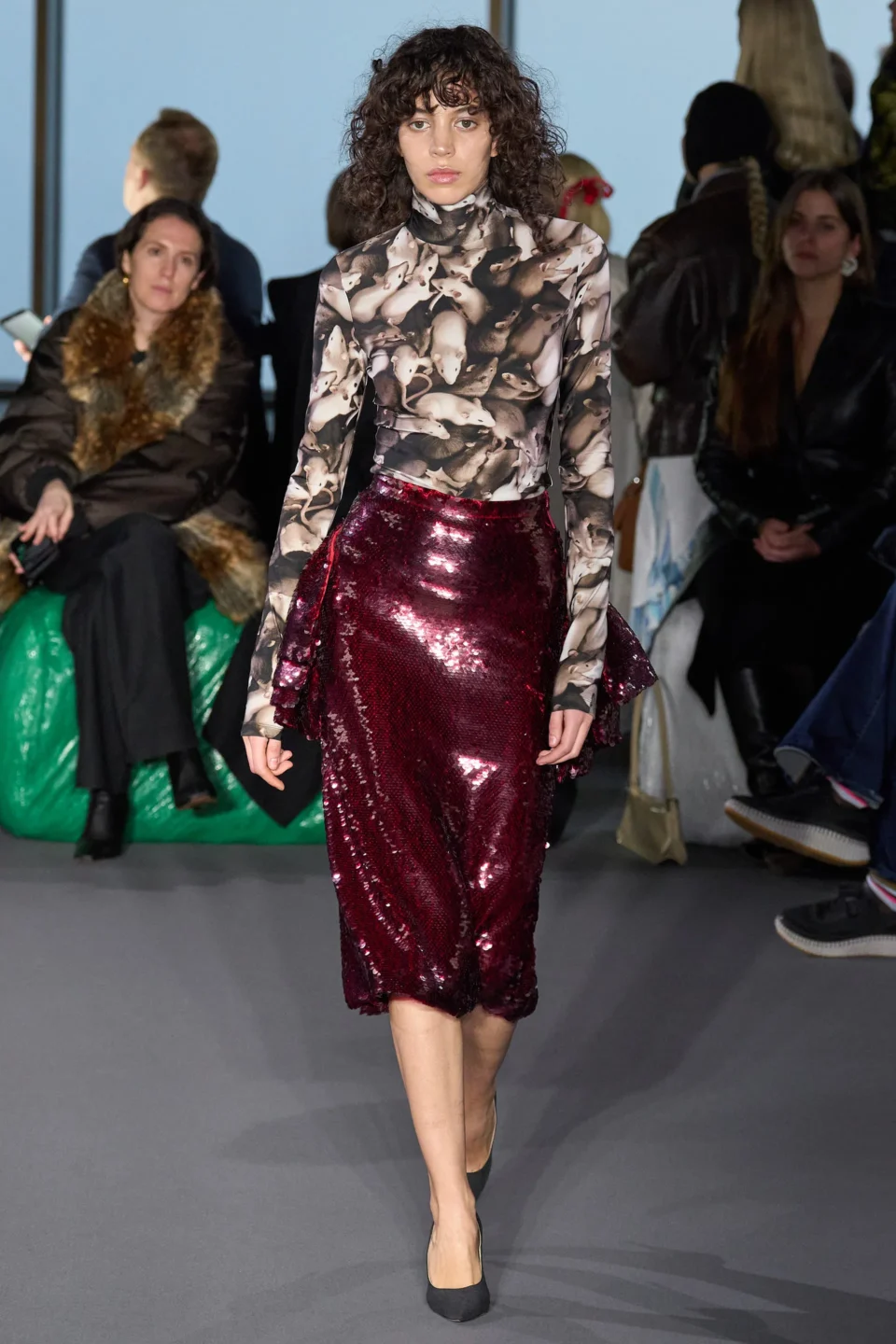 00039-christopher-kane-fall-2023-ready-to-wear-credit-gorunway
