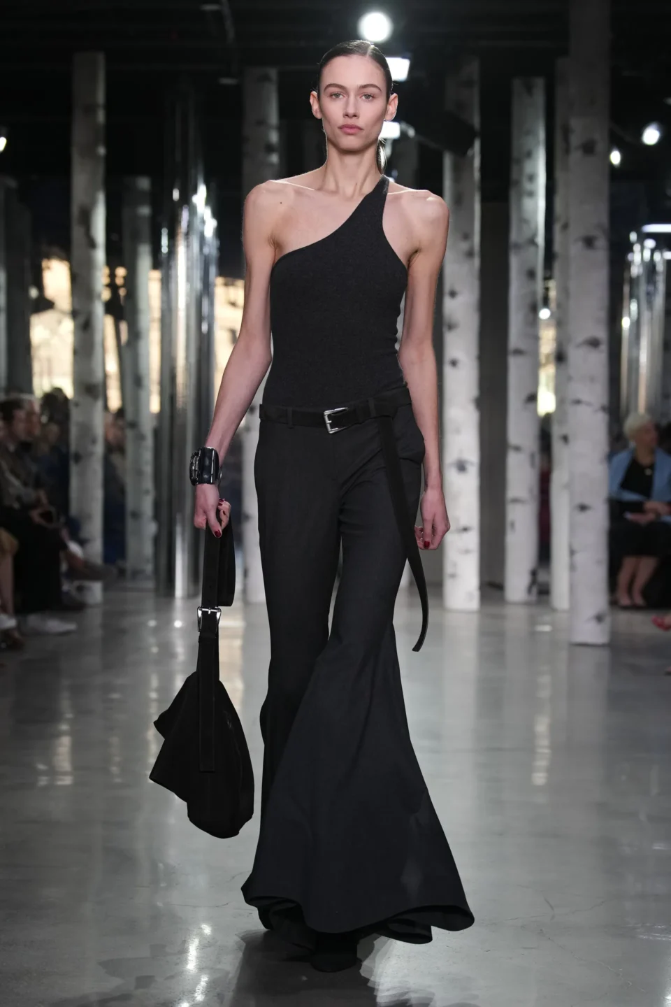 00039-michael-kors-fall-2023-ready-to-wear-credit-gorunway