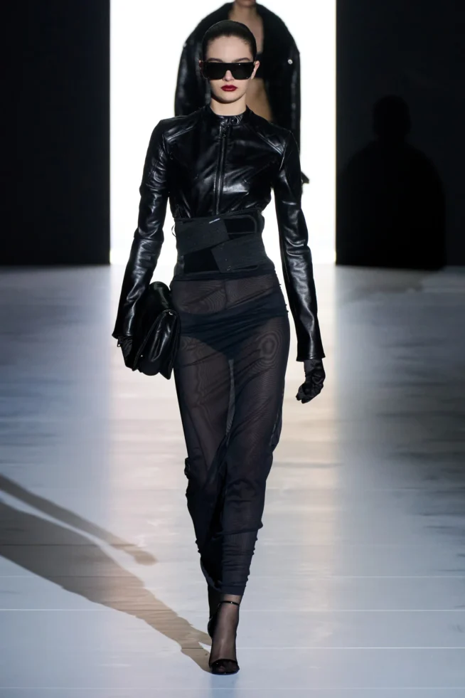 00040-dolce-e-gabbana-fall-2023-ready-to-wear-credit-gorunway