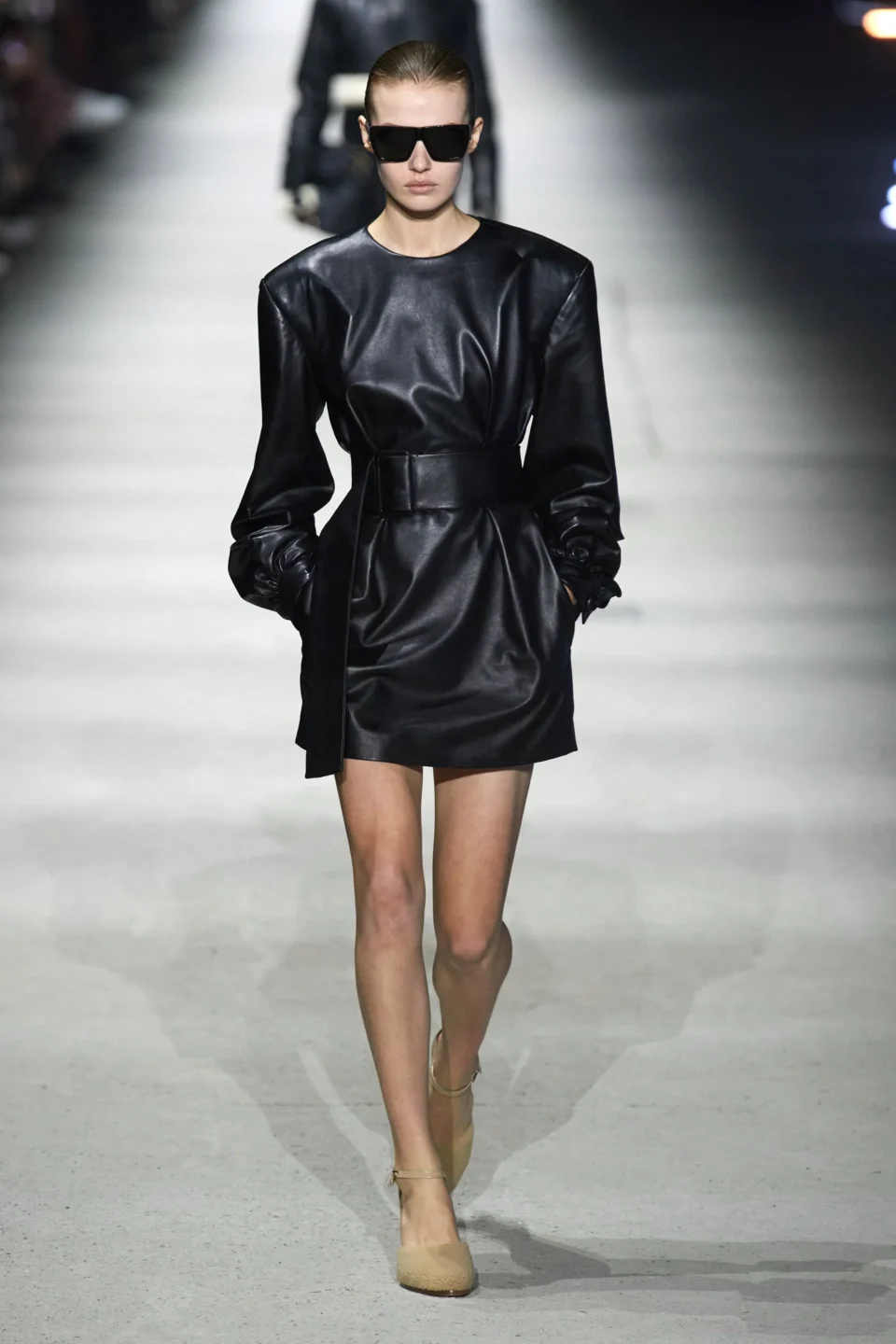00040-tods-fall-2023-ready-to-wear-credit-gorunway