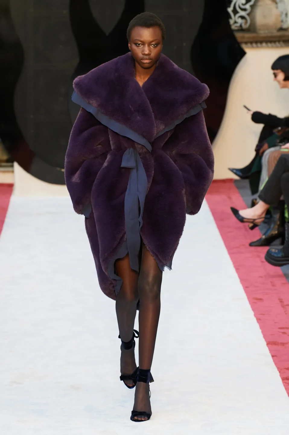 00041-bally-fall-2023-ready-to-wear-credit-gorunway