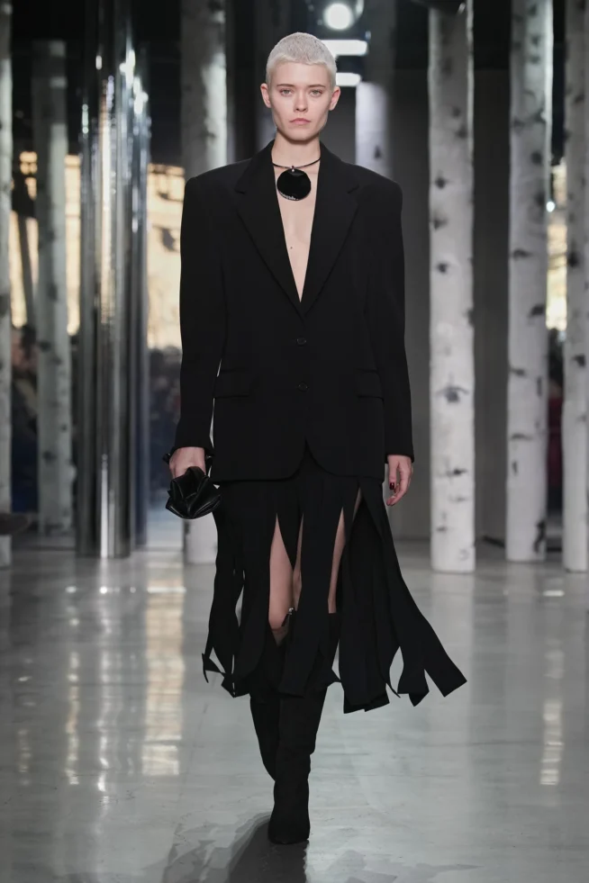 00041-michael-kors-fall-2023-ready-to-wear-credit-gorunway
