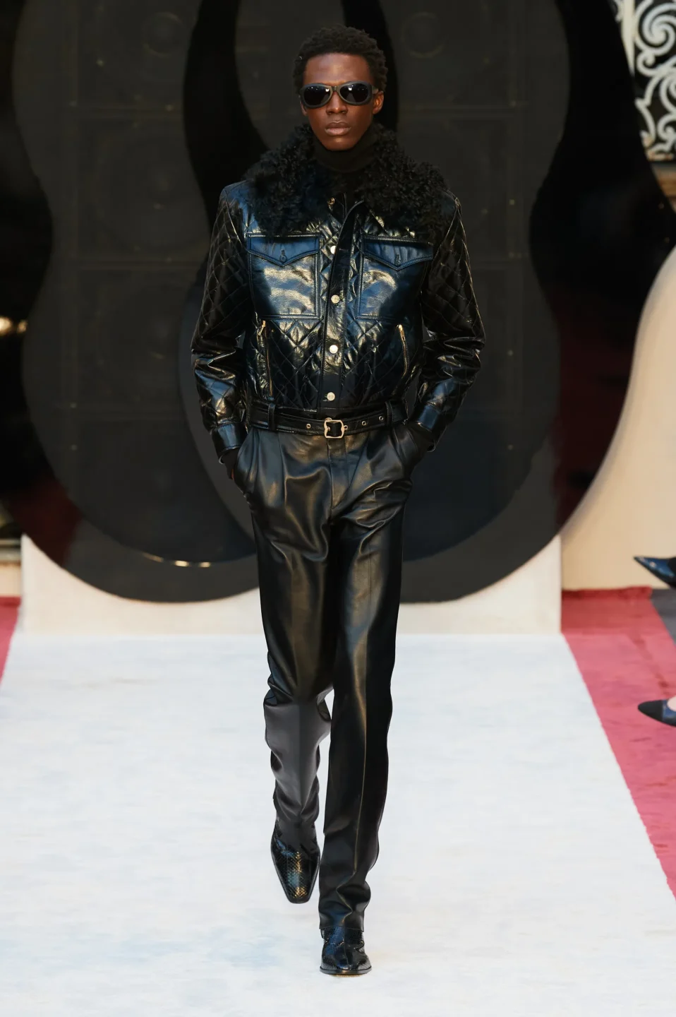 00042-bally-fall-2023-ready-to-wear-credit-gorunway