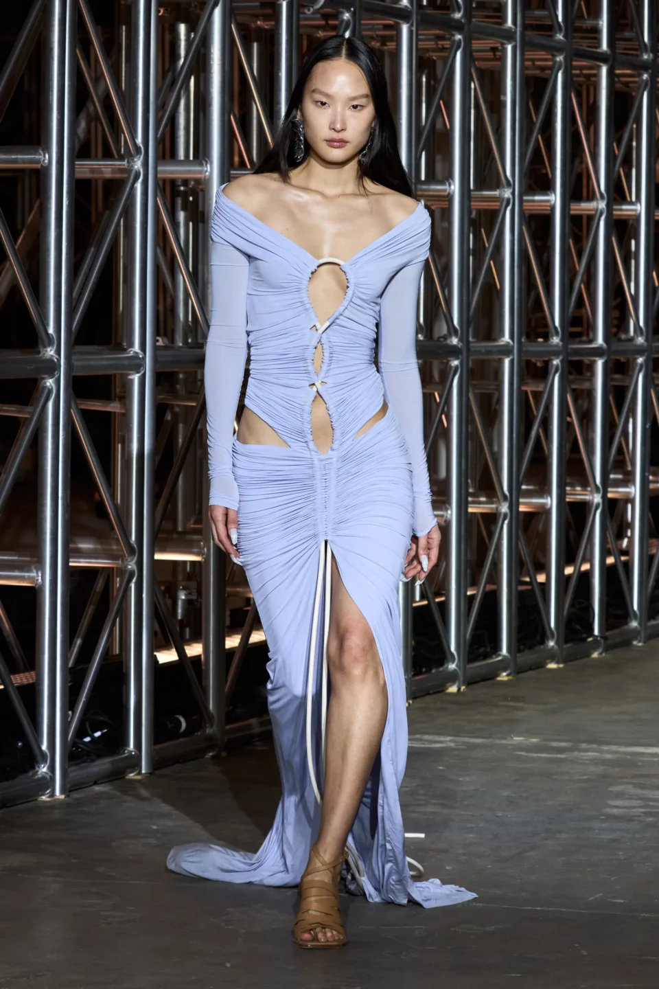 00042-dion-lee-fall-2023-ready-to-wear-credit-gorunway