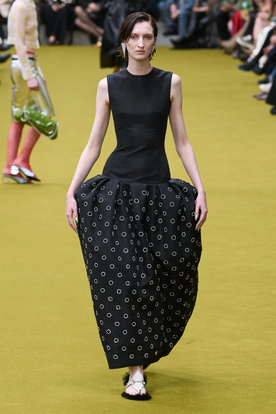 00042-gucci-fall-2023-ready-to-wear-credit-gorunway