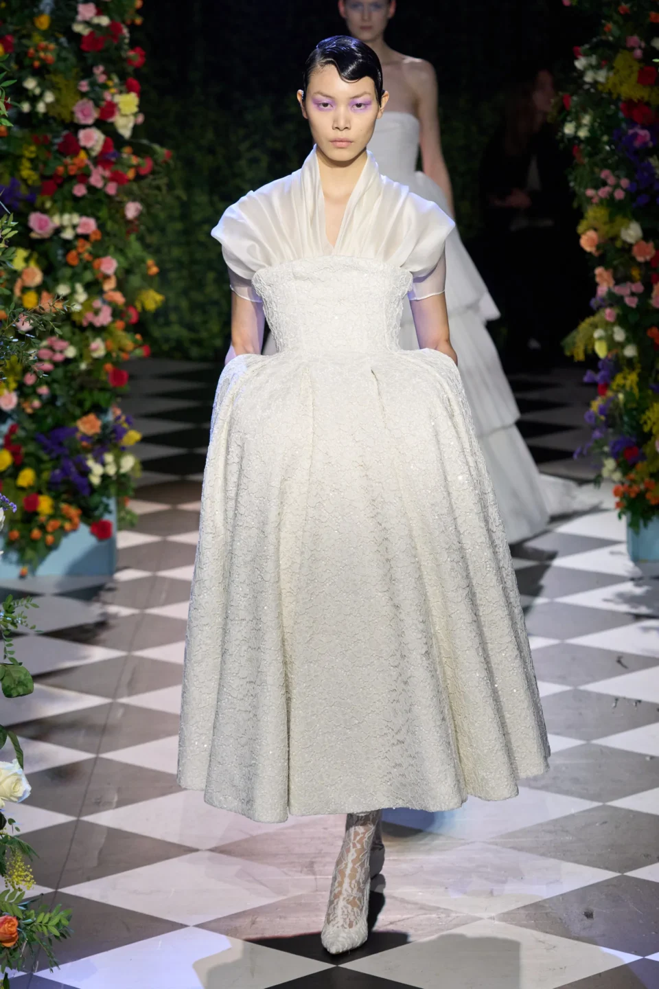 00042-richard-quinn-fall-2023-ready-to-wear-credit-gorunway