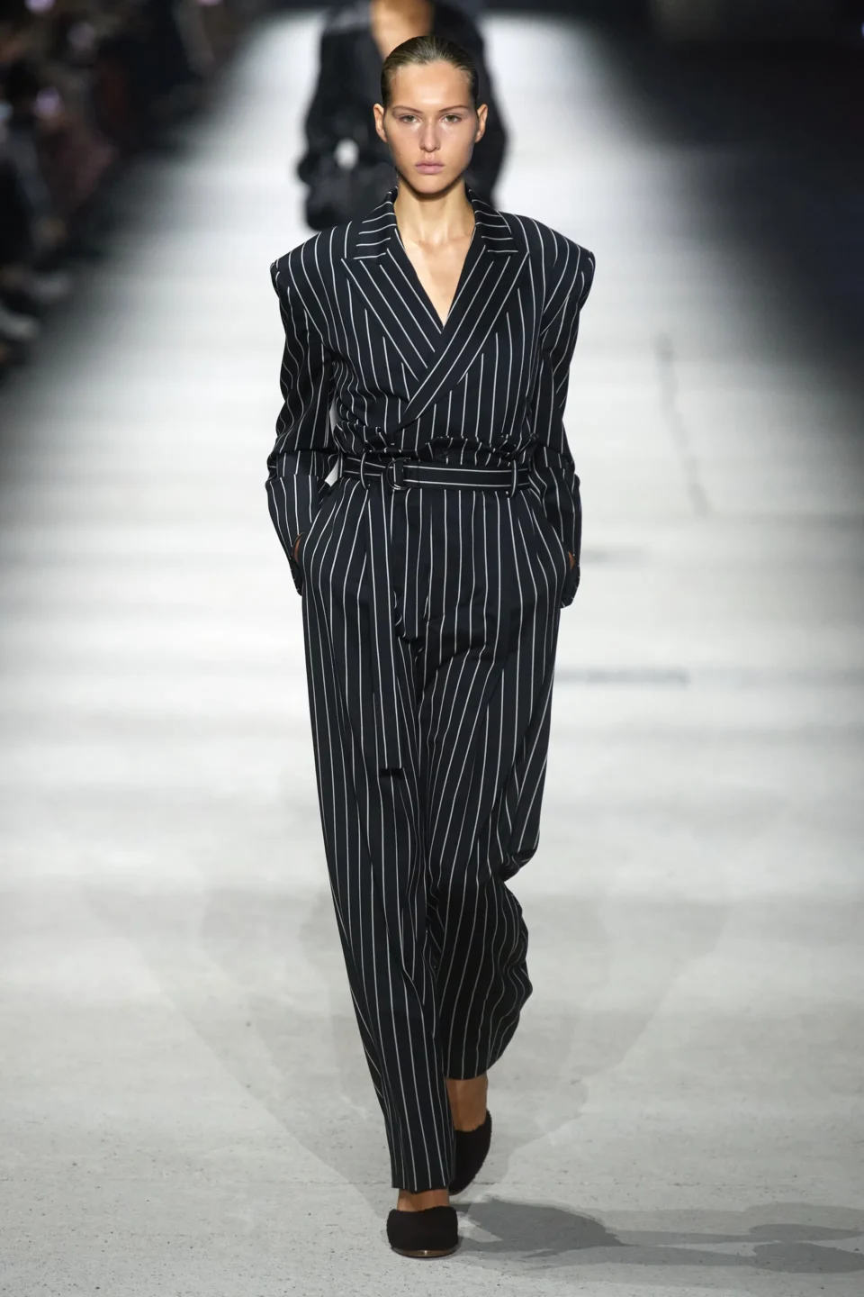 00042-tods-fall-2023-ready-to-wear-credit-gorunway