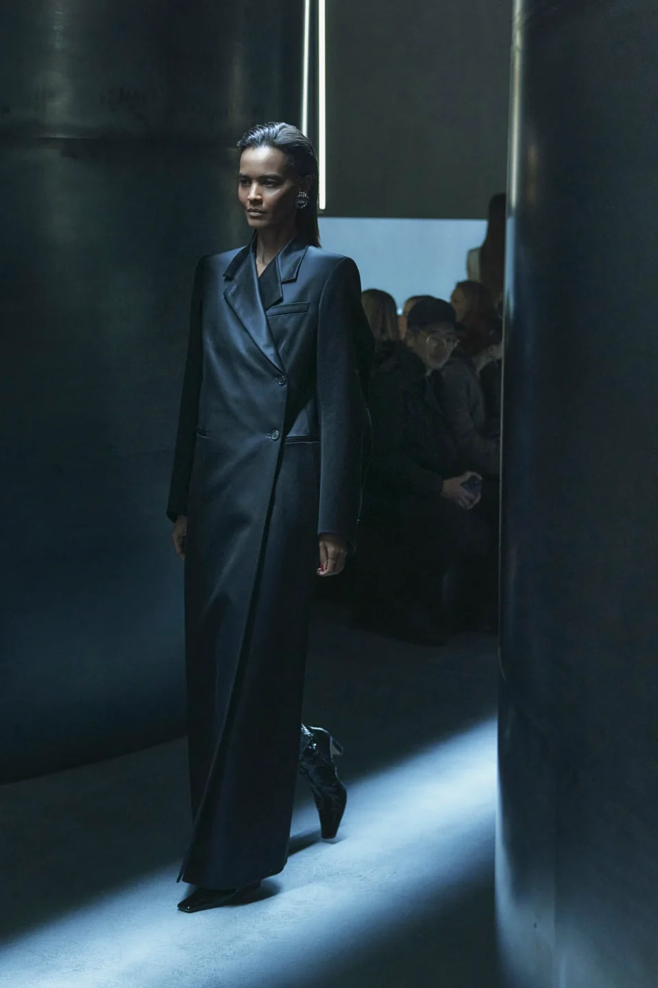00043-khaite-fall-2023-ready-to-wear-details-credit-hanna-tveite