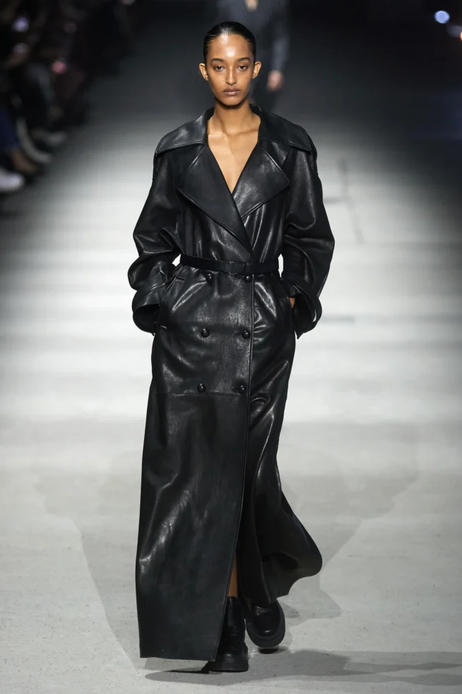 00043-tods-fall-2023-ready-to-wear-credit-gorunway