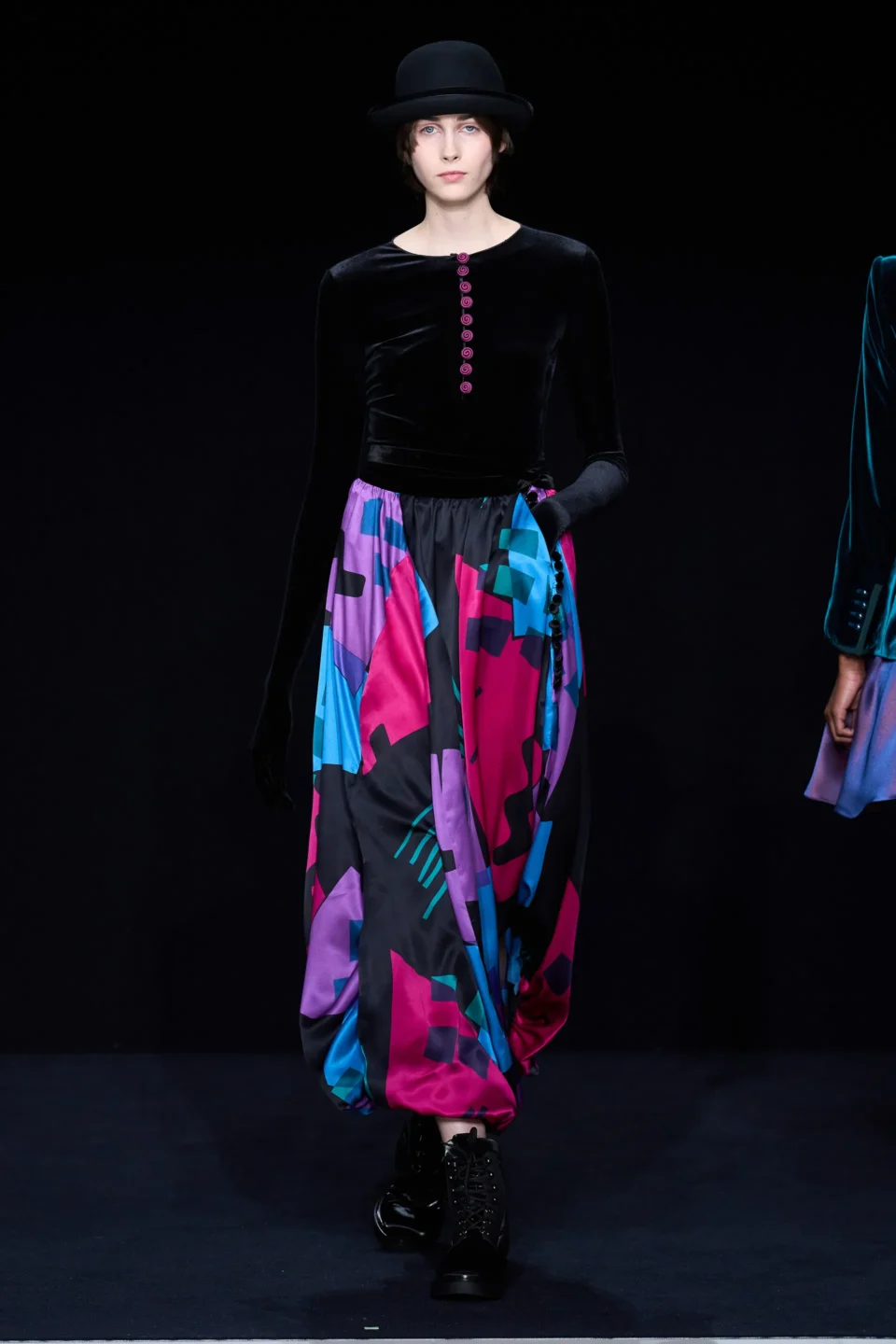 00044-emporio-armani-fall-2023-ready-to-wear-credit-gorunway