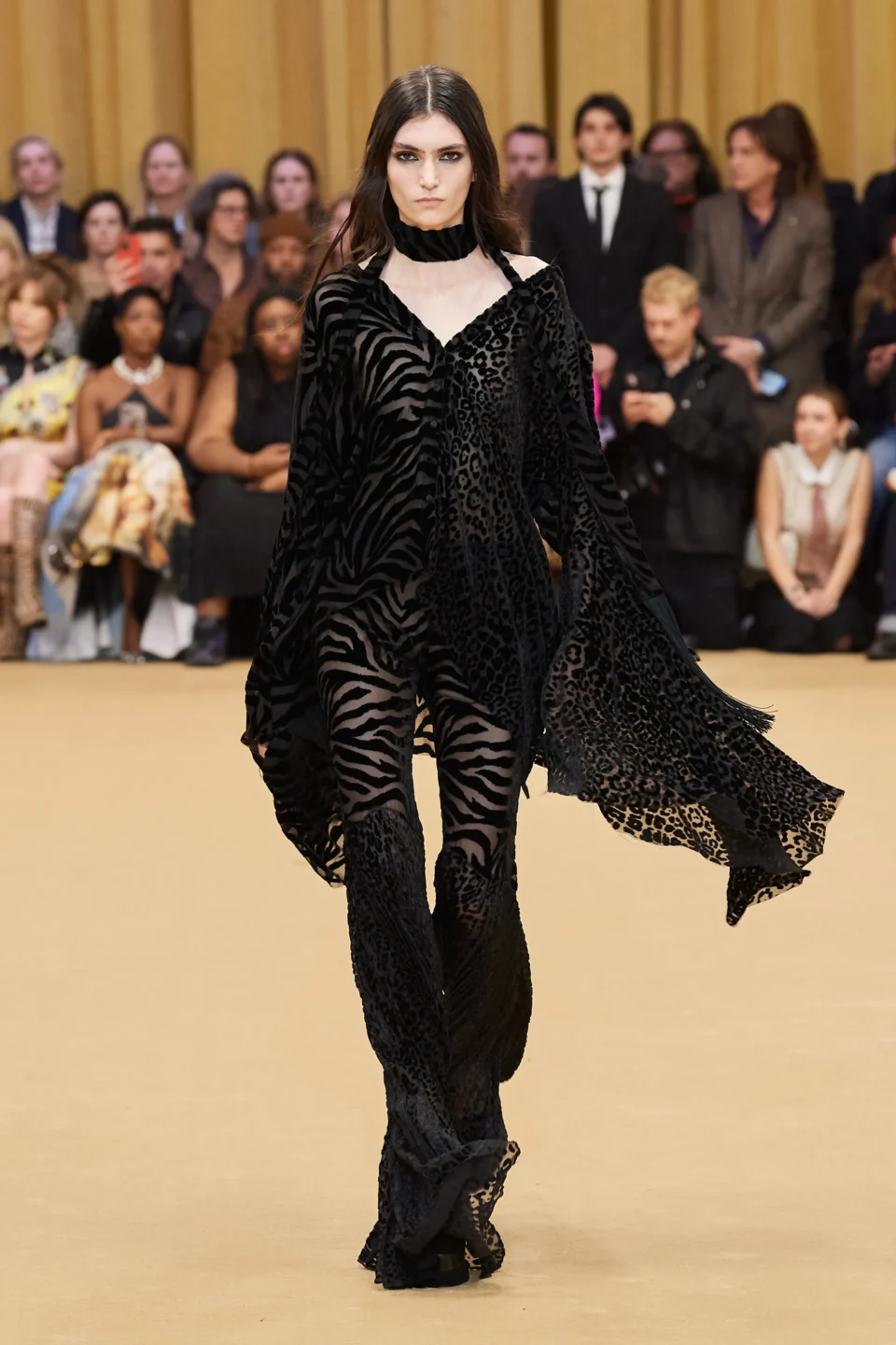 00046-roberto-cavalli-fall-2023-ready-to-wear-credit-gorunway