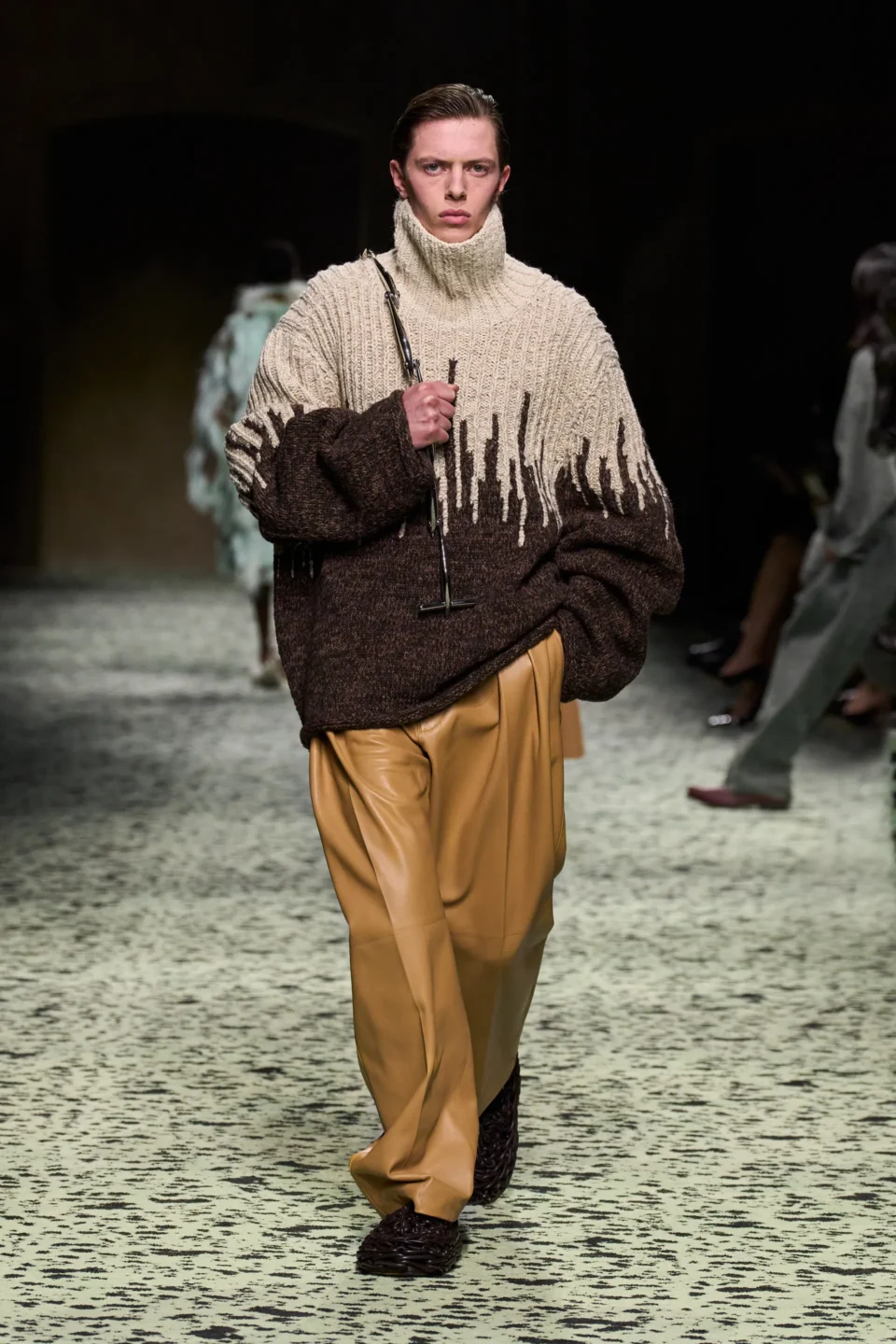 00047-bottega-veneta-fall-2023-ready-to-wear-credit-gorunway