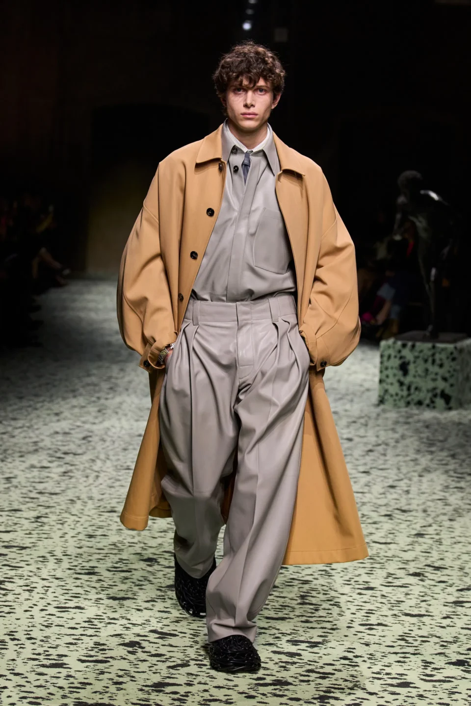 00048-bottega-veneta-fall-2023-ready-to-wear-credit-gorunway
