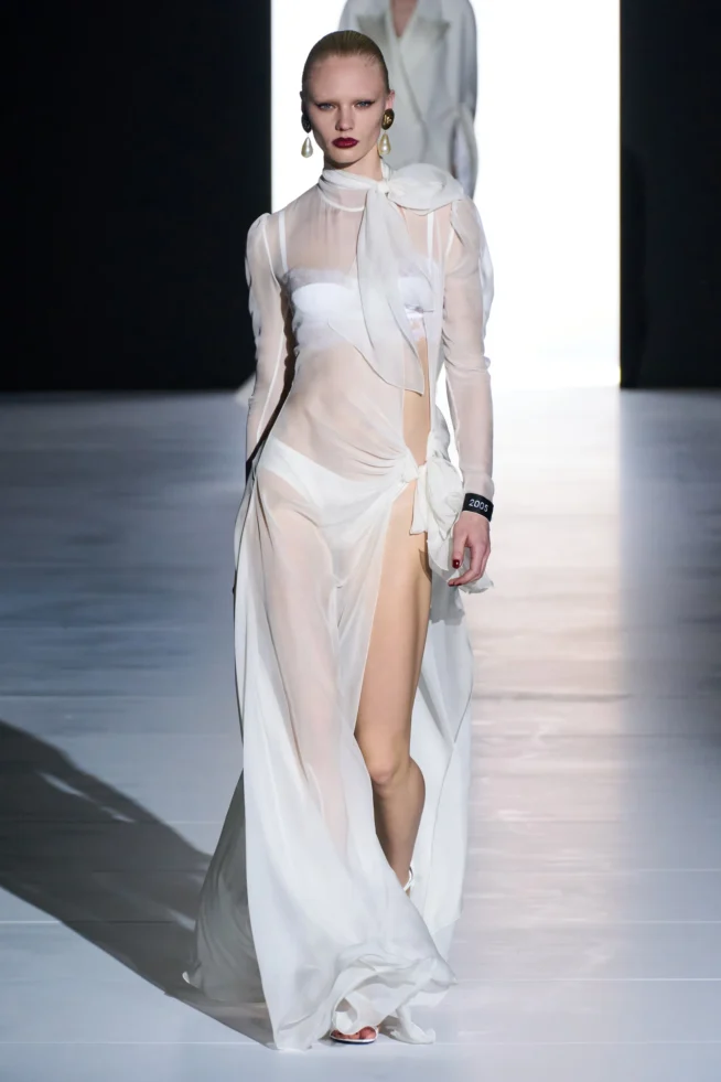00048-dolce-e-gabbana-fall-2023-ready-to-wear-credit-gorunway