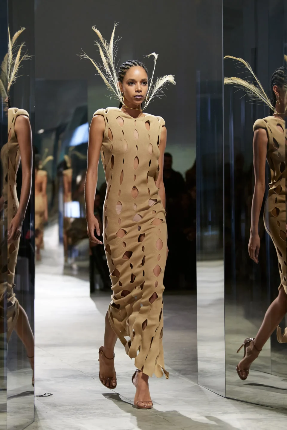 00048-luar-fall-2023-ready-to-wear-credit-gorunway