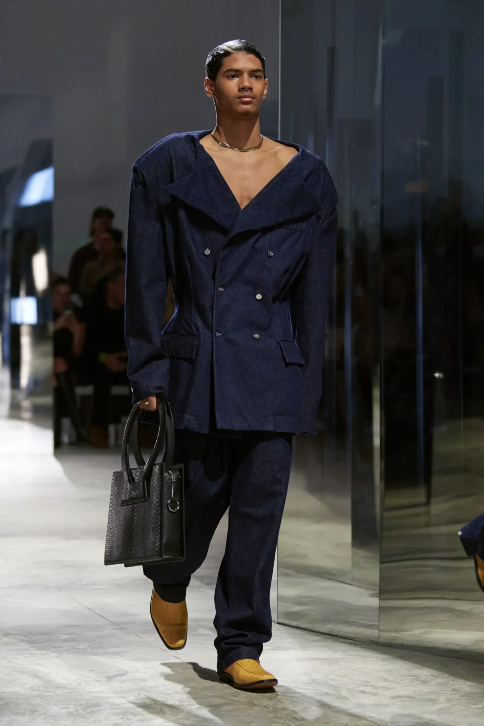 00049-luar-fall-2023-ready-to-wear-credit-gorunway