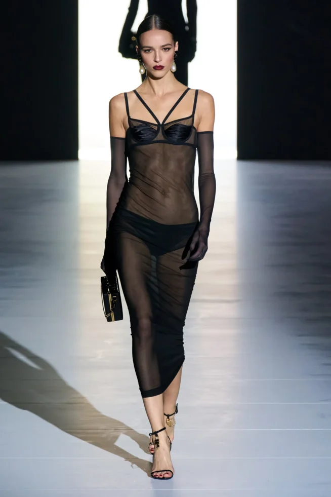 00052-dolce-e-gabbana-fall-2023-ready-to-wear-credit-gorunway